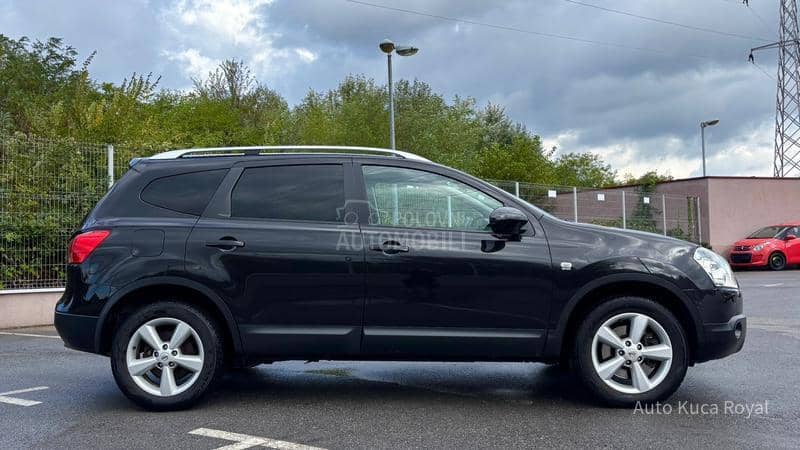 Nissan Qashqai + 2 2.0B/4x4/CVT/CH/