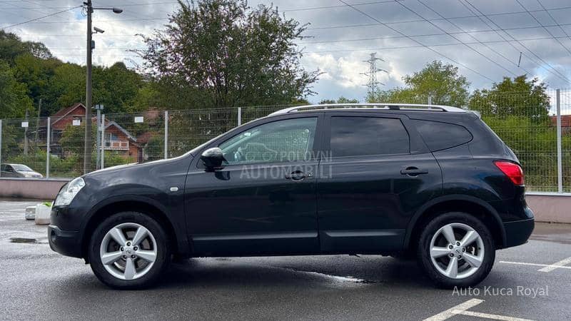 Nissan Qashqai + 2 2.0B/4x4/CVT/CH/