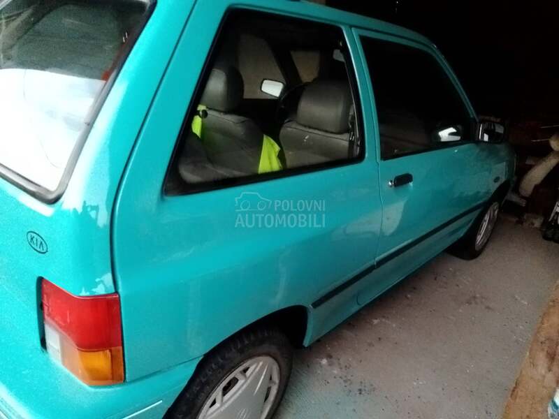 Kia Pride 1.3i