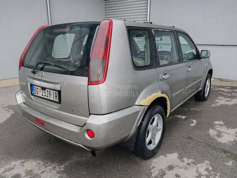Nissan X-Trail 