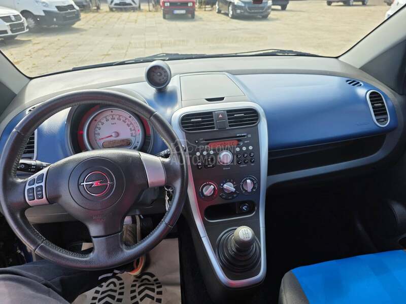 Opel Agila 1.2b 124600k m