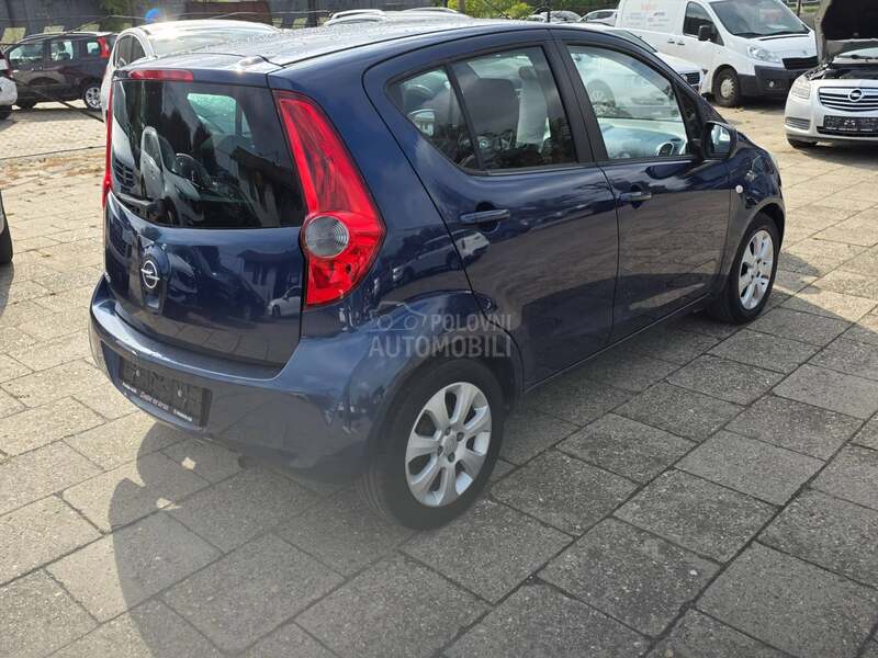 Opel Agila 1.2b 124600k m