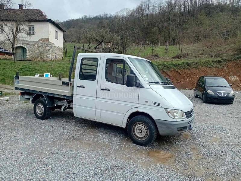 Mercedes Benz Sprinter 