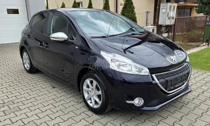 Peugeot 208 1.2 Style NOV
