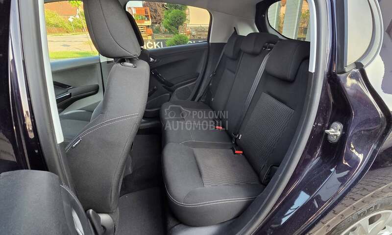 Peugeot 208 1.2 Style