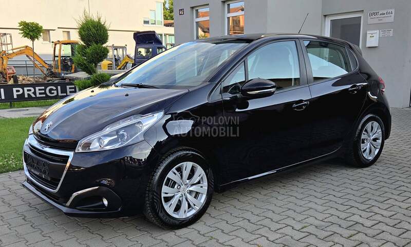 Peugeot 208 1.2 Navi/131.000km