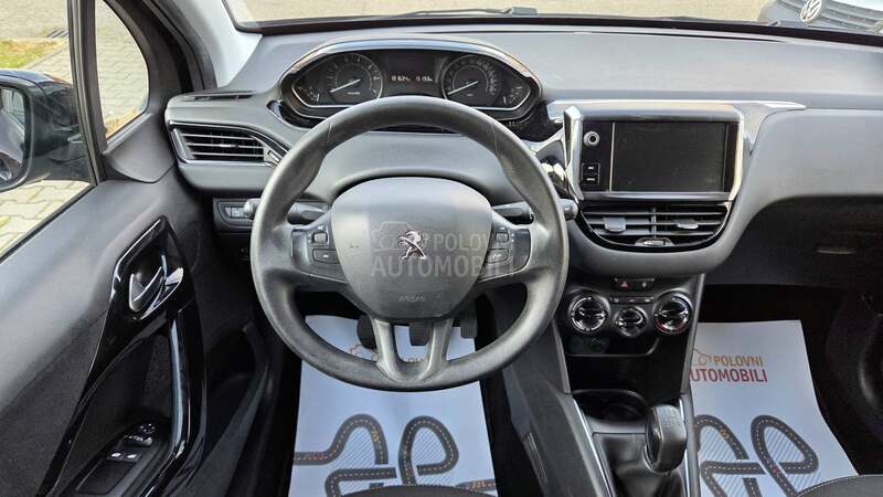 Peugeot 208 1.2 Navi/131.000km