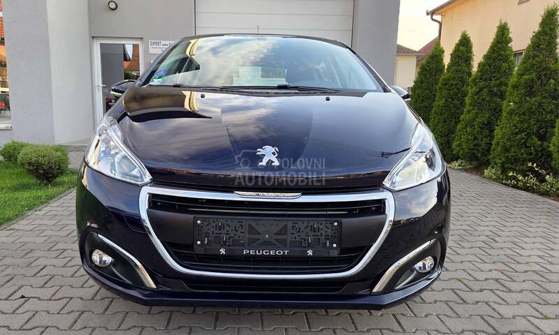 Peugeot 208 1.2 Navi/131.000km