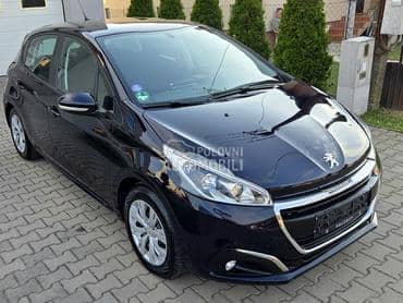Peugeot 208 1.2 Navi/131.000km