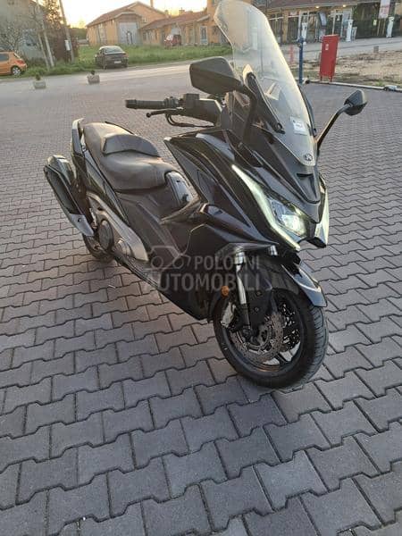 Kymco AK 550