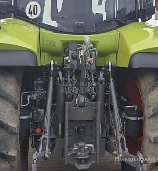 Claas Arion 630