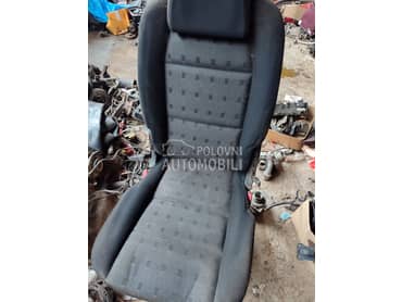 sediste 6 i 7 za Peugeot 307 od 2001. do 2008. god.