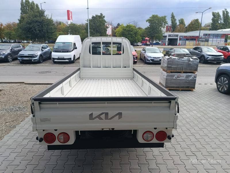 Kia K2500 K2500 2.5 CRDi 6MT