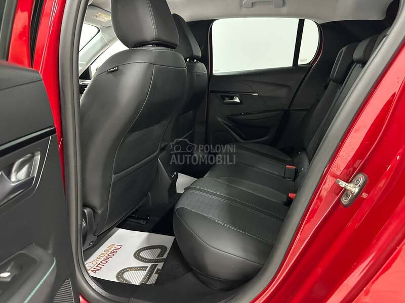 Peugeot 208 1.2 ALLURE VIRTUAL