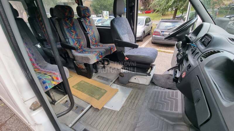 Mercedes Benz Sprinter 308 Cdi 9 sedista