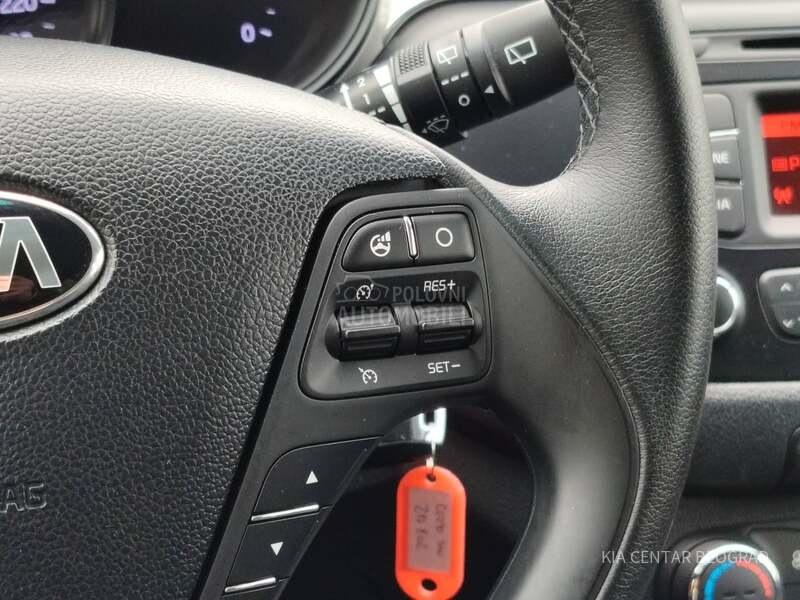 Kia cee`d sw 1.6 GDI CHAMPION