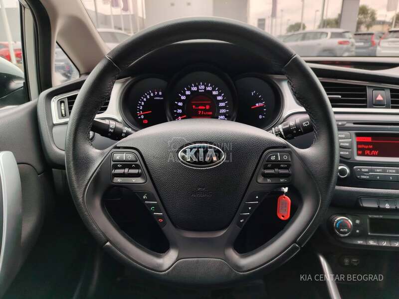 Kia cee`d sw 1.6 GDI CHAMPION