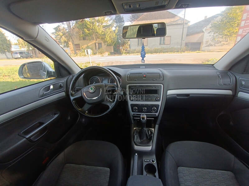 Škoda Octavia 1.6