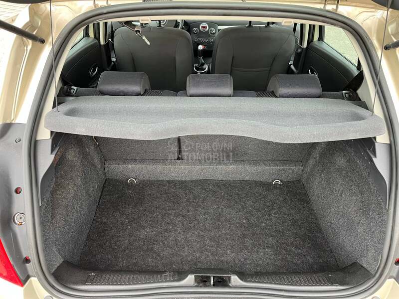 Renault Clio 1.6