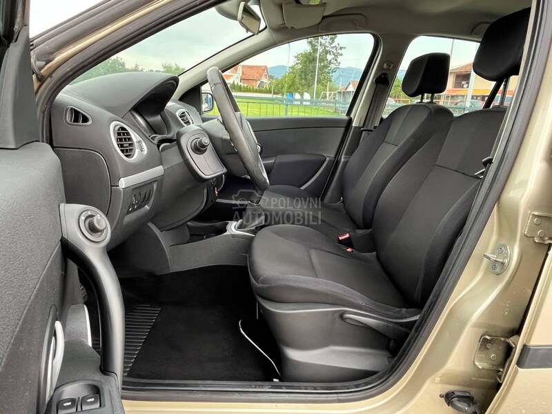 Renault Clio 1.6