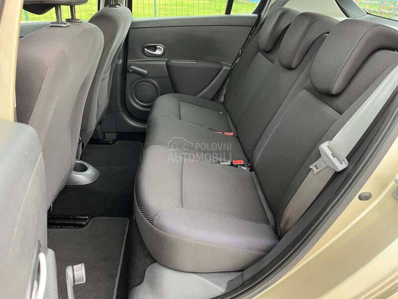Renault Clio 1.6