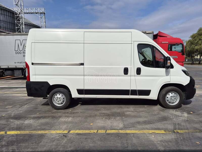 Peugeot Boxer 