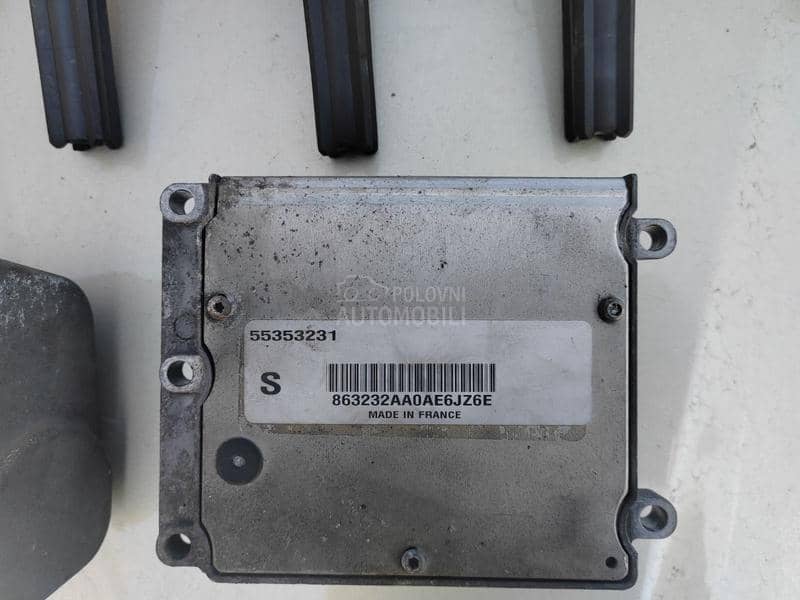 Saab 9-3 1.8t 2005. god. -  kompletan auto u delovima