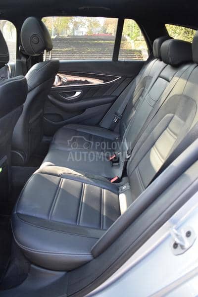 Mercedes Benz E 53 AMG 4MATIC plus