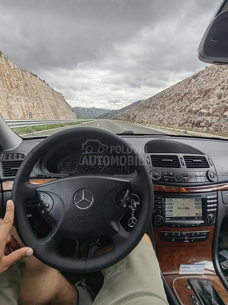 Mercedes Benz E 220 Elegance