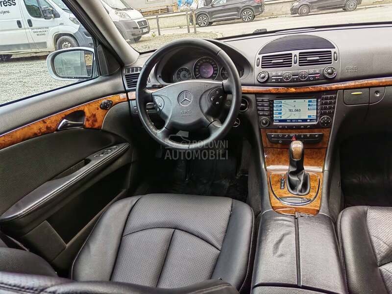 Mercedes Benz E 220 Elegance