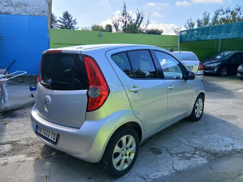 Opel Agila 1.2