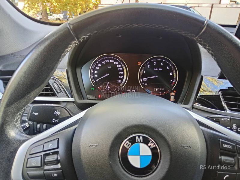 BMW X1 BMV X1 XDRIVE25E 5D