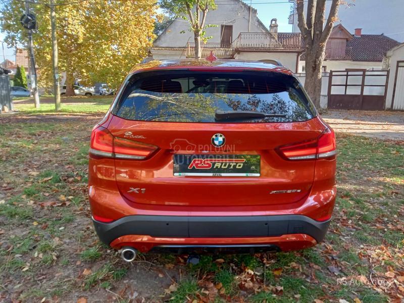 BMW X1 BMV X1 XDRIVE25E 5D