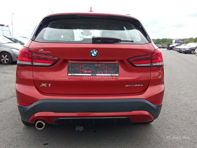 BMW X1 BMV X1 XDRIVE25E 5D