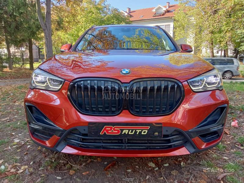 BMW X1 BMV X1 XDRIVE25E 5D