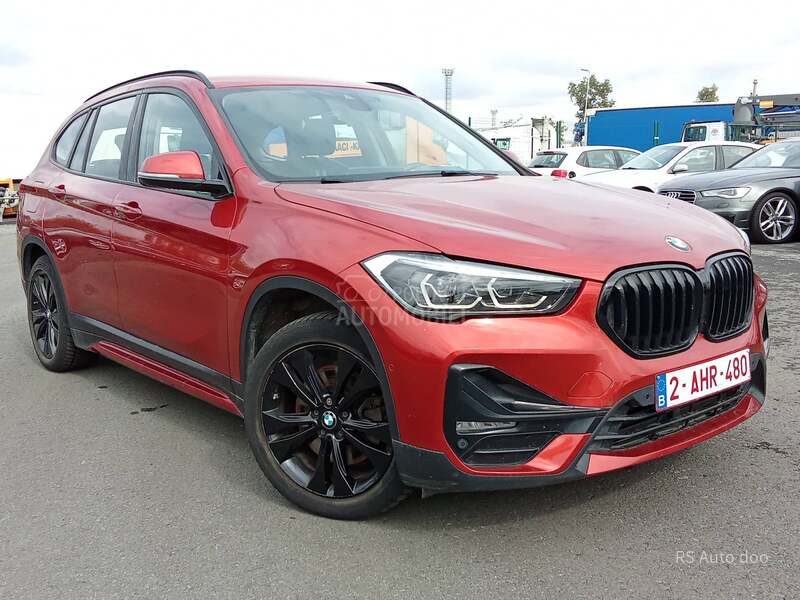 BMW X1 BMV X1 XDRIVE25E 5D