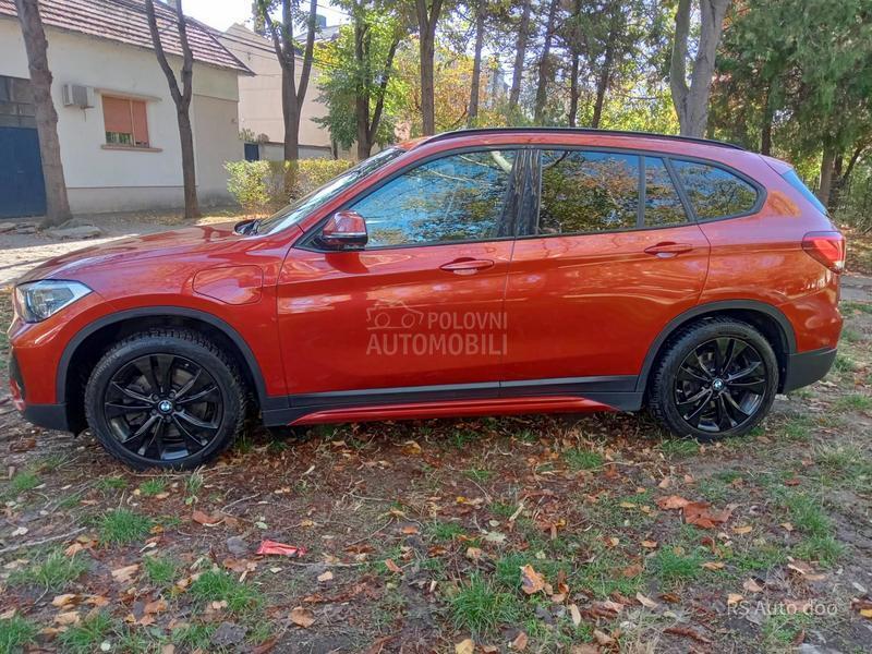 BMW X1 BMV X1 XDRIVE25E 5D