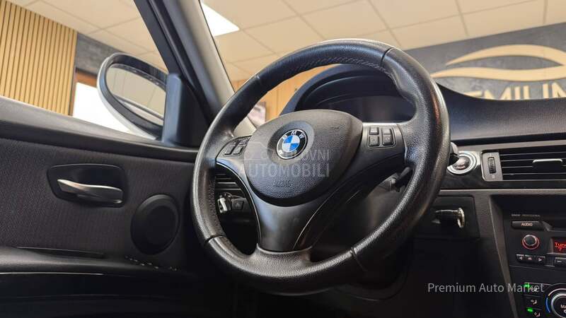 BMW 318 //2.0D//SPORT//NOV