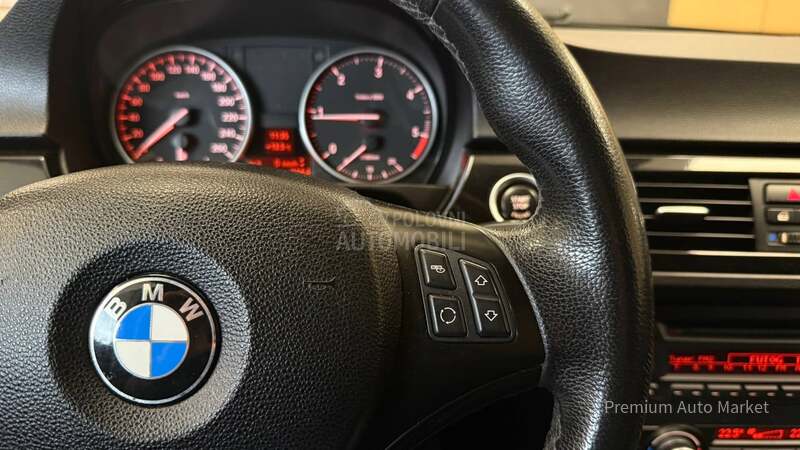 BMW 318 //2.0D//SPORT//NOV