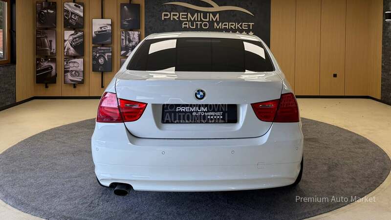 BMW 318 //2.0D//SPORT//NOV