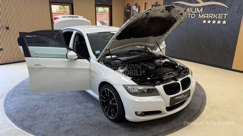 BMW 318 //2.0D//SPORT//NOV