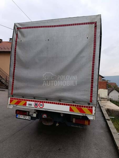 Mercedes Benz Atego 818