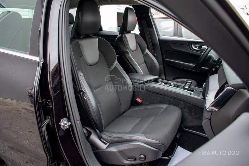 Volvo XC60 B5 HYBRID AWD