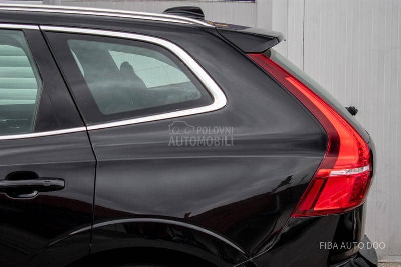 Volvo XC60 B5 HYBRID AWD