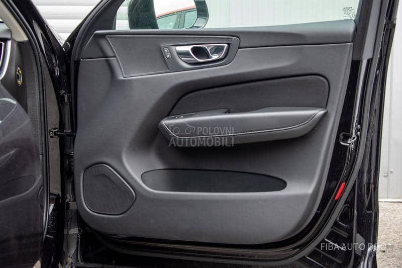 Volvo XC60 B5 HYBRID AWD