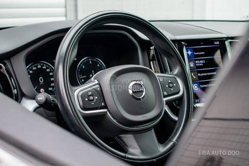 Volvo XC60 B5 HYBRID AWD