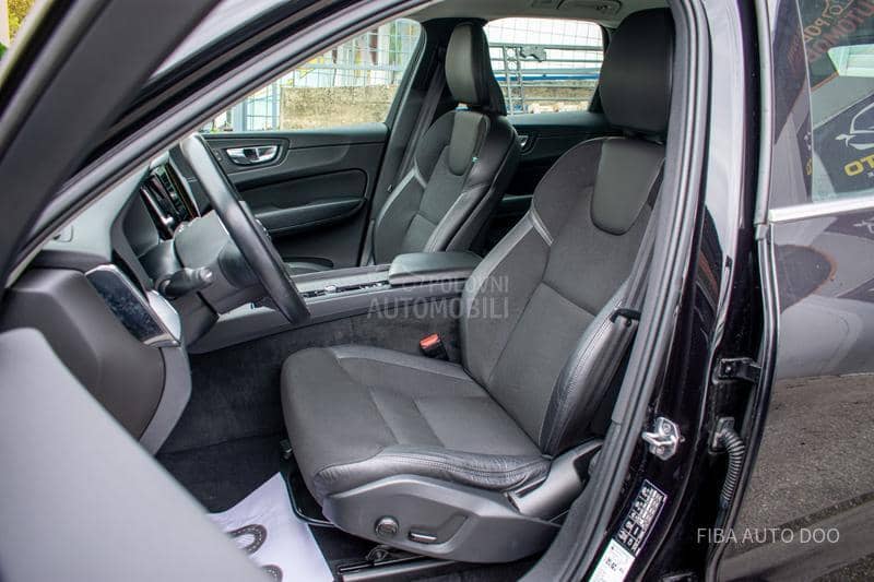 Volvo XC60 B5 HYBRID AWD