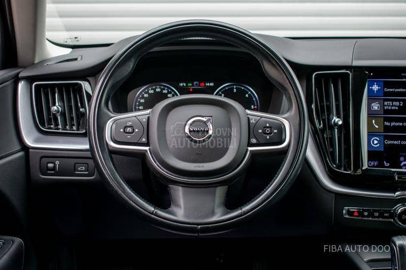 Volvo XC60 B5 HYBRID AWD