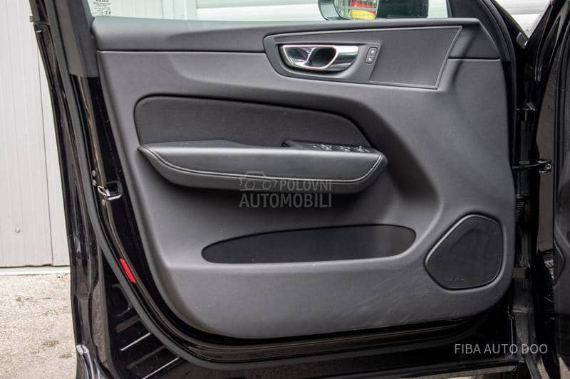 Volvo XC60 B5 HYBRID AWD