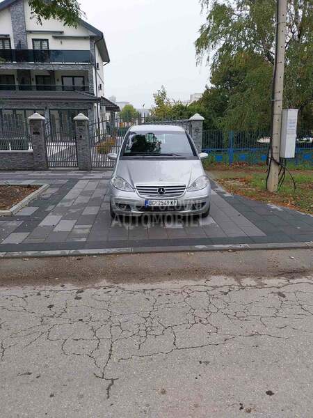 Mercedes Benz A 180 
